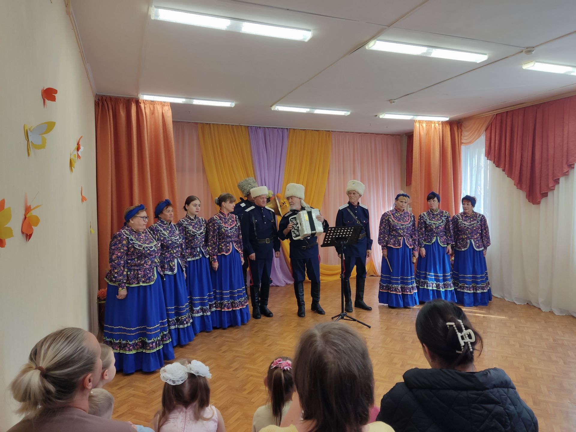 Вы сейчас просматриваете Концерт, посвящённый старшему поколению прошёл в ГО Чехов