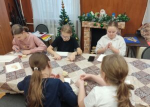 Подробнее о статье Мастер-класс по лепке из солёного теста в ГО Чехов